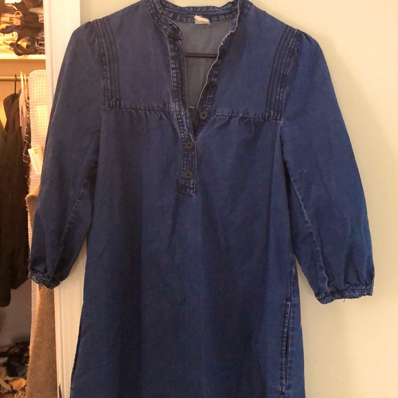 Dresses & Skirts - Blue denim shift/tunic dress GUC
